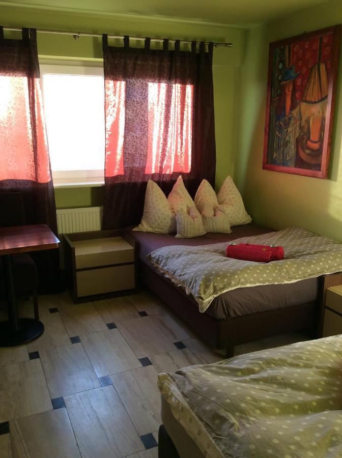 Mika Rooms Raclawicka 144 & Wislicka 3 Studio - Adults Only Varşovia Exterior foto
