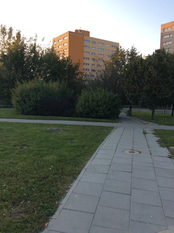 Mika Rooms Raclawicka 144 & Wislicka 3 Studio - Adults Only Varşovia Exterior foto