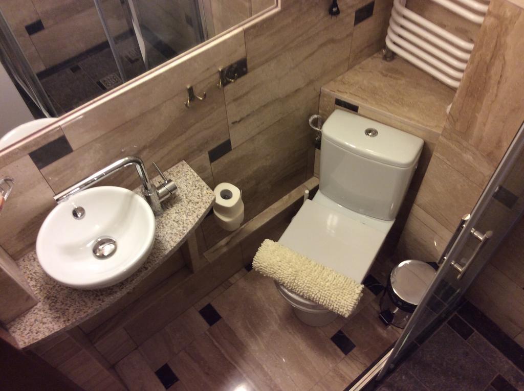 Mika Rooms Raclawicka 144 & Wislicka 3 Studio - Adults Only Varşovia Exterior foto